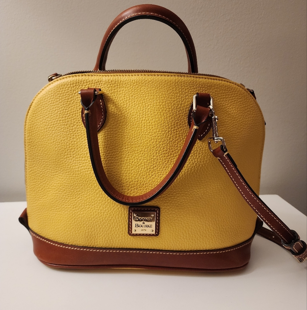 Dooney & Bourke zip zip satchel